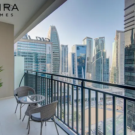 Mira Holiday Homes - Serviced Apartment In Zada Tower دبي المظهر الخارجي الصورة
